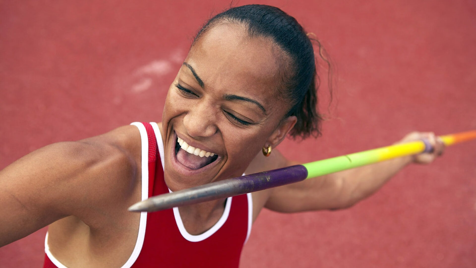 中国女篮的坚持成为无数人心中的榜样，中国女篮的精神