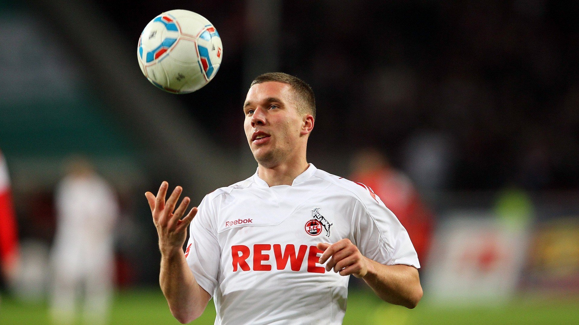 赛场上那些令人热血沸腾的瞬间！，热血沸腾的比赛